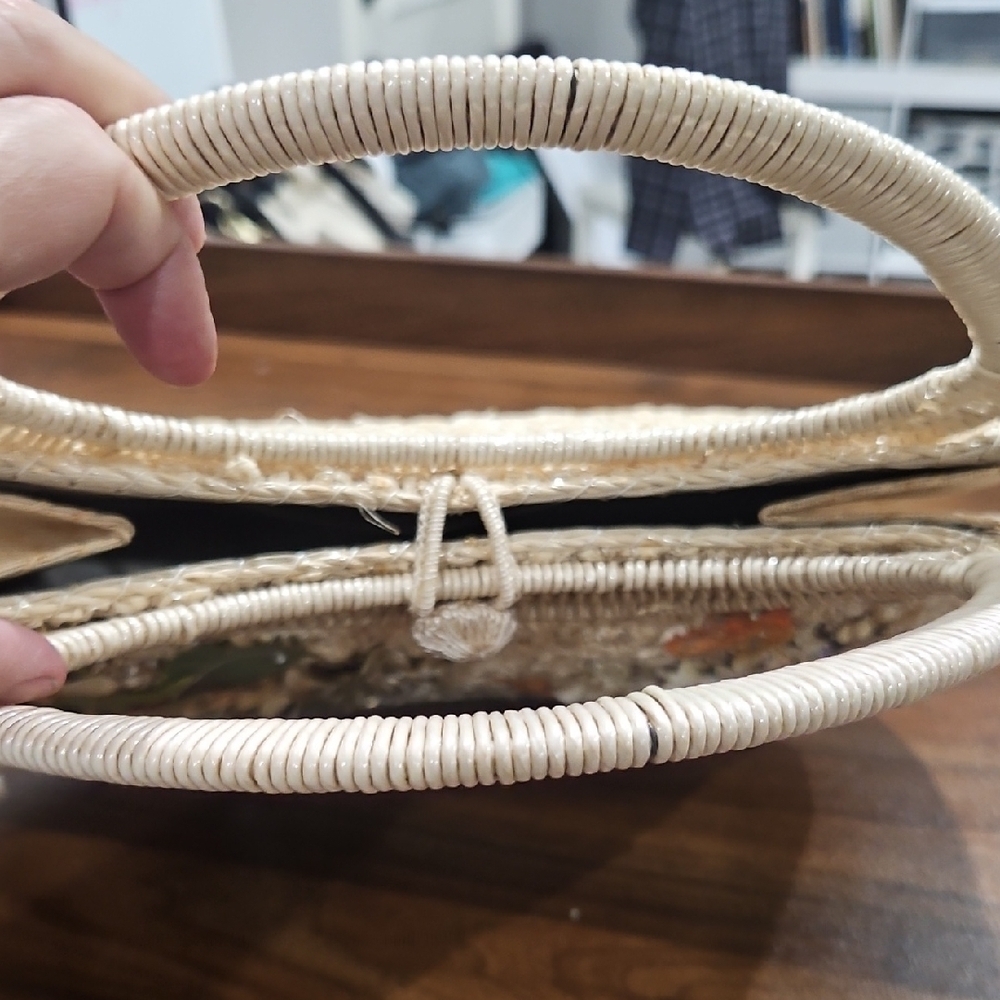 Chic Floral Embellished Woven Shoulder Bag - Picture 5 of 15